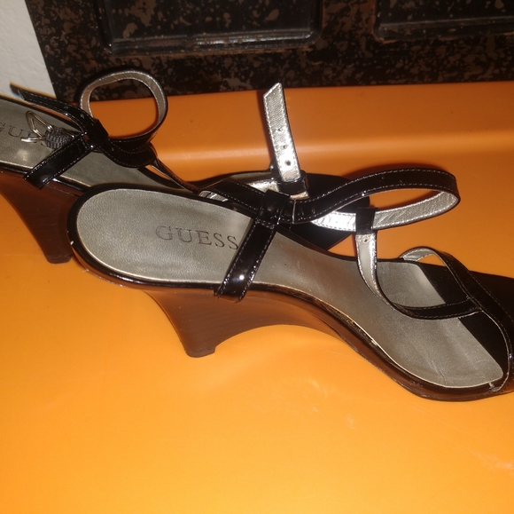 Guess wedges - Picture 4 of 4